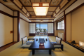 [Shihoukaku] Serene Zelkova Wood Pure Japanese-Style Room (10-Tatami Japanese Room + Sunlit Sitting Area)