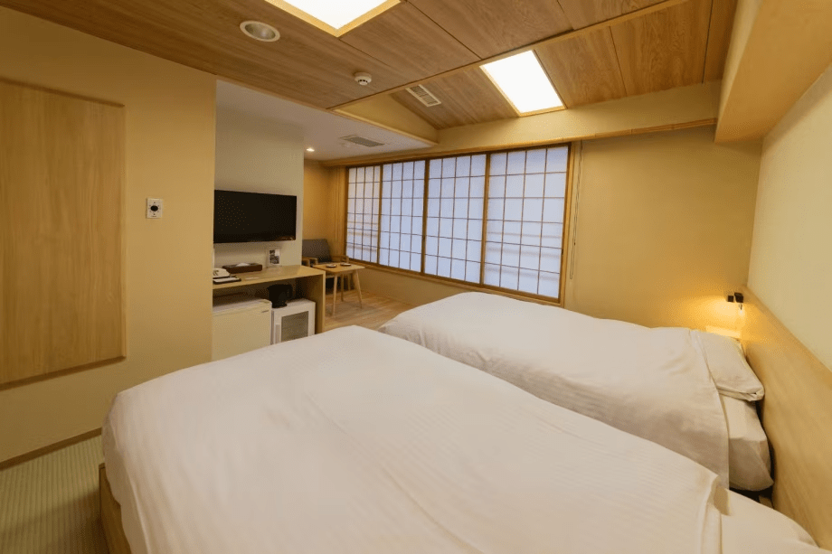 【2025年12月リニューアル】観光・ビジネスに。リーズナブルな滞在を叶える＜コンパクトルーム＞