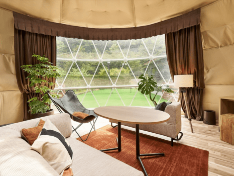 【ポートランド】ナチュラルな雰囲気のインテリアでまとめられた室内。シンプルながら快適