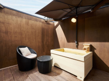 【プライベートエリア】滞在中はいつでも何度でも！空を見上げて入る露天風呂は格別