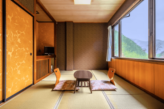 ＜コンパクトな和室が2間で機能的♪＞和室4.5畳＋和室7.5畳／お二人専用客室／就寝はお布団で／禁煙