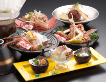 活松葉蟹1枚付き　季節の会席