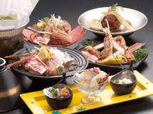 松葉蟹だけでは物足らない、そんなあなたにおすすめの「松葉蟹付き季節替わり会席」