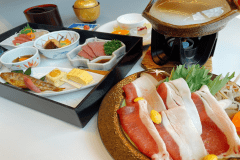 ボタン鍋付き山の幸御膳