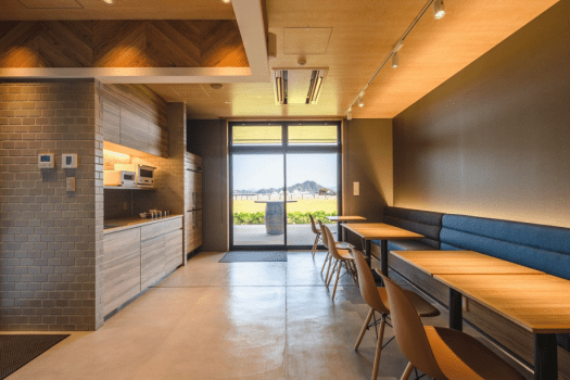 ■【シェアリングスポット】ちょっとした待ち合わせや団らんに