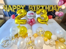 バースデー＆ハッピーアニバーサリー～特別な記念日にお部屋でサプライズ～〈朝食・装飾・レイトアウト付〉