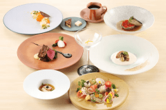 【冬季限定／2食付】オマール海老・とらフグ・オリーブ牛を味わう贅を尽くすフレンチコース／夕食18:00～