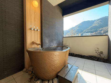 貸切露天風呂「石庭（せきてい）」