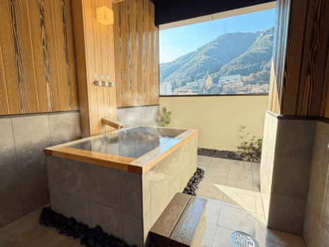 貸切露天風呂「雪月花（せつげっか）」