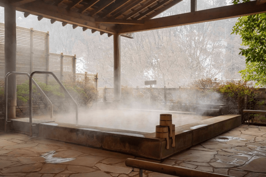 雪見露天も冬の醍醐味。冷えた身体をあたためて。