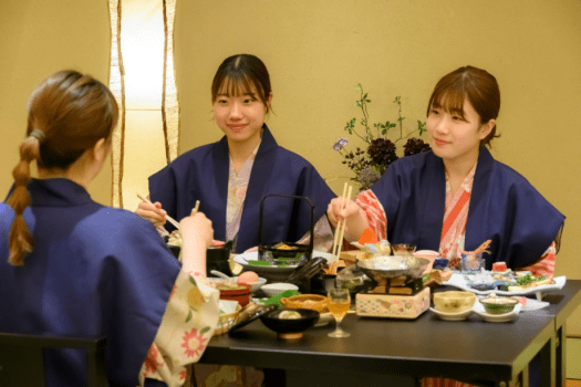 お友達やお仲間同士、ごゆっくりと楽しいひと時をお過ごしください。