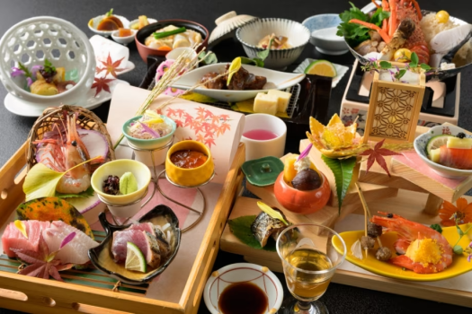 旬の食材を心ゆくまで。贅を尽くした心落ち着く和の献立。