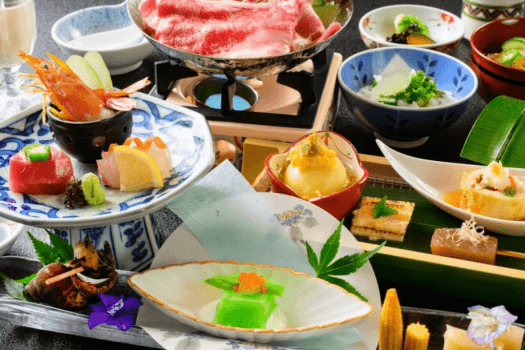 夏のご夕食より。一つ一つのお料理に魂を込めご用意する、福一の最高傑作です。