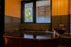 マイナスイオンたっぷりの貸切風呂「さらり」