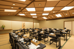 10名様以上のご予約で個室お食事処確約！同窓会や慰安旅行にもご利用下さい。