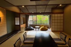 【和モダン客室】奥伊香保の景色を眺める、贅沢なお部屋。