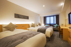 【2018年改装★トリプル】観光の拠点に！明るく清潔感のあるお部屋でゆっくりとした滞在を。