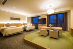 【2018年改装★和洋室】明るく清潔感のあるお部屋。ホテルで最も広い特別室でゆっくりとした滞在を♪