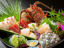 ■いせえびのお造り盛り■九州の海でとれた旬のお魚・いせえびは身が引き締まっていて絶品！