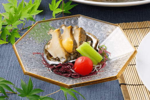 2026年夏季特別料理『極』、蒸し鮑の酢の物