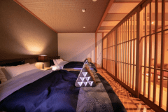 モダン風和洋室15畳「たちばな」「赤光」☆一番人気！上階角部屋・眺望良好で静か【禁煙】