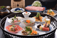 【Stay Dates: January 31 to February 27】期間限定～客房享用和風籠盛御膳～方案（含早晚餐）