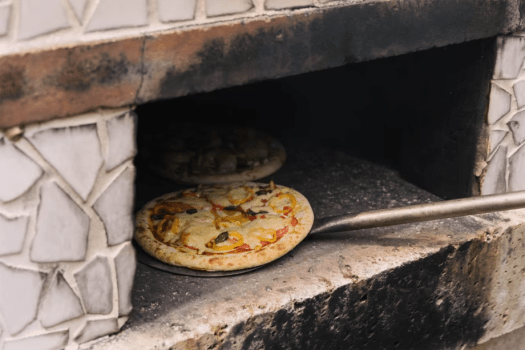 &rdquo;海と森に囲まれた3000坪の秘密リゾート。焚き火、テニス、ピザ窯&hellip;一日中楽しめる場所&rdquo; Stay(2名様~）