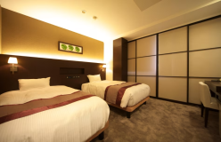 本館ツイン（2号館）