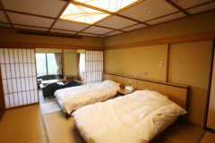 温泉露天風呂付特別室 ※シモンズベッドをご用意しております。温泉でもベッドで快適に。