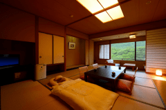 客室「花かんむり14帖(禁煙)」※赤ちゃんプランでは、お部屋に予め赤ちゃん用布団をご用意いたします。