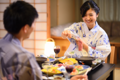 【和膳スタイル・お部屋食例】※大切な方とゆっくりと水入らずのご夕食をお楽しみください 【和膳スタイル・お部屋食例】※大切な方とゆっくりと水入らずのご夕食をお楽しみください