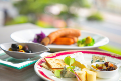 【朝食】［一例］ バイキングのメニューは和洋多彩にご用意♪