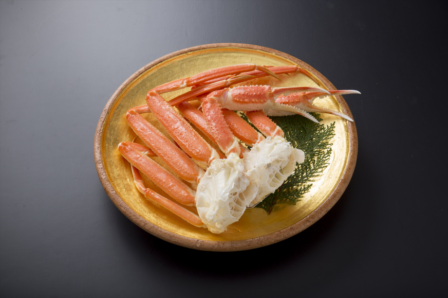 水がには脱皮して間もない甲羅の柔らかいズワイがにの名称です。みずみずしく、柔らかく優しい味わいを存分にご堪能いただけます。 水がには脱皮して間もない甲羅の柔らかいズワイがにの名称です。みずみずしく、柔らかく優しい味わいを存分にご堪能いただけます。