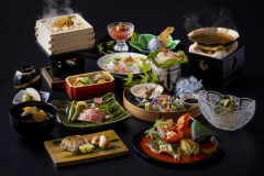 特選懐石の例（内容は提供月、仕入れ状況により異なる場合がございます）
※ご提供内容は毎月変わります