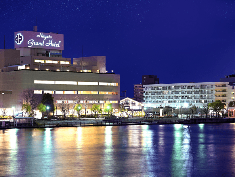 ［ファミリー新潟旅♪：食事なし］★小学生まで添い寝無料★有名観光地もアクセス抜群！