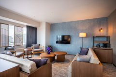 【Suite room】信濃川と山々を望む、自然に癒される上質空間