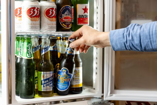 【朝食カレー時の特典】 ワールドワイドなクラフトビールをお好みで。