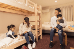 一人旅から最大7名のファミリーまで。旅のスタイルにあわせ、最適なお部屋タイプが揃います。