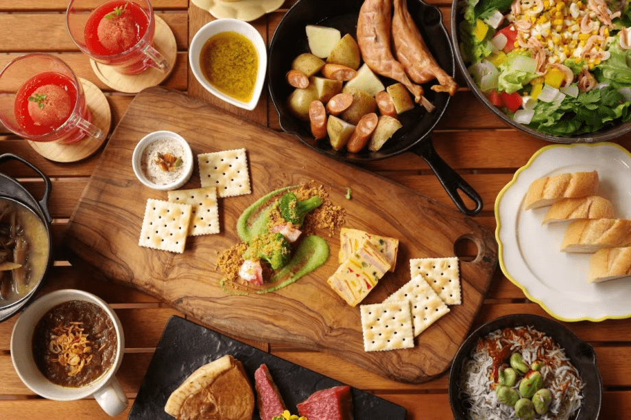 【別府で美食旅／連泊】ラグジュアリーBBQ＆銀の塔会席｜贅沢グルメと自家源泉の半露天風呂で贅沢旅