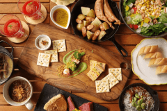 【別府で美食旅／連泊】ラグジュアリーBBQ＆銀の塔会席｜贅沢グルメと自家源泉の半露天風呂で贅沢旅