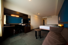 のびのびツイン《禁煙》【25.3平米/ベッド幅140/Wi-Fi無料】