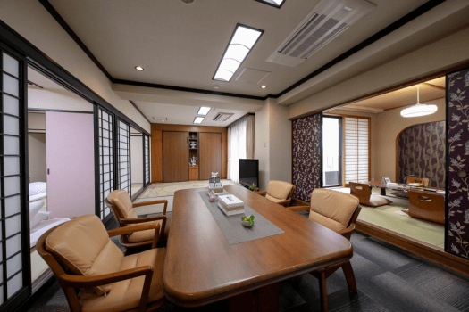 【レディーススウィート】3室＋リビングを備えたグループ客室♪