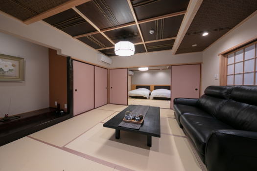 【由布】離れ