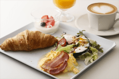 「和と洋のコラボ夕朝食プラン！！！」 　– 夕食は伝統の兆楽、朝食はSORACAFEの爽やかモーニング –