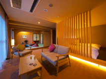 【モダンスイート】和室とツインが一部屋になったお部屋です♪