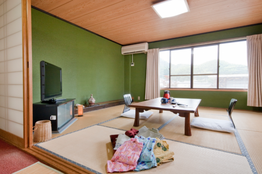 客室は畳の和室でゆったりと◎
宿泊の人数に合わせてお部屋をご用意いたします。