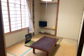 和室6畳のお部屋の様子です。