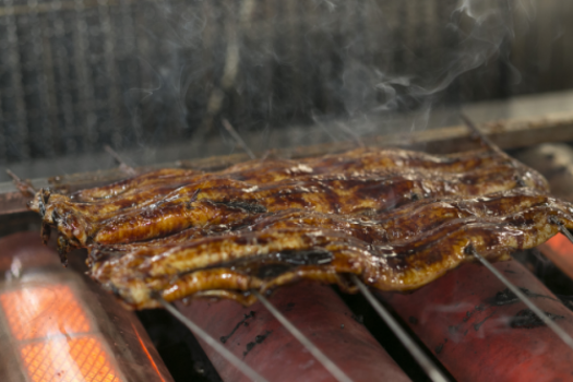 創業当時から受け継がれる自慢のたれで焼き上げたうなぎです。