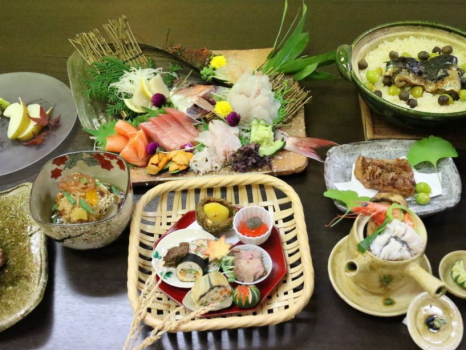 【秋のおすすめミニ会席】一部はお好きな料理・飲物をお選び頂くプレフィクスタイプの会席です