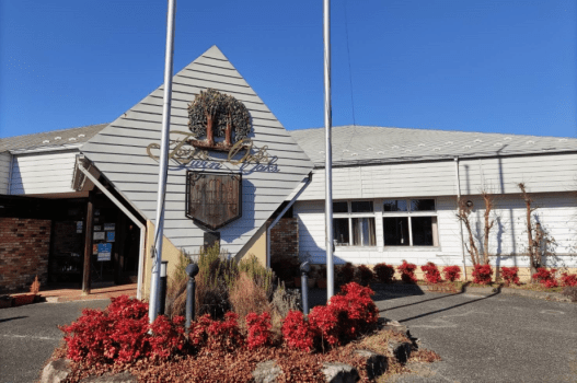 会場は人気のカフェ＆レストラン「ラトリエ・デ・サンス」